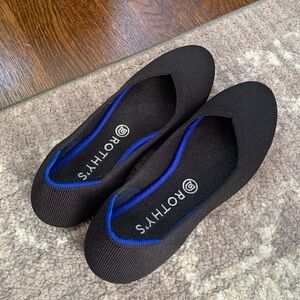 Rothy’s The Flat Black Size 9
